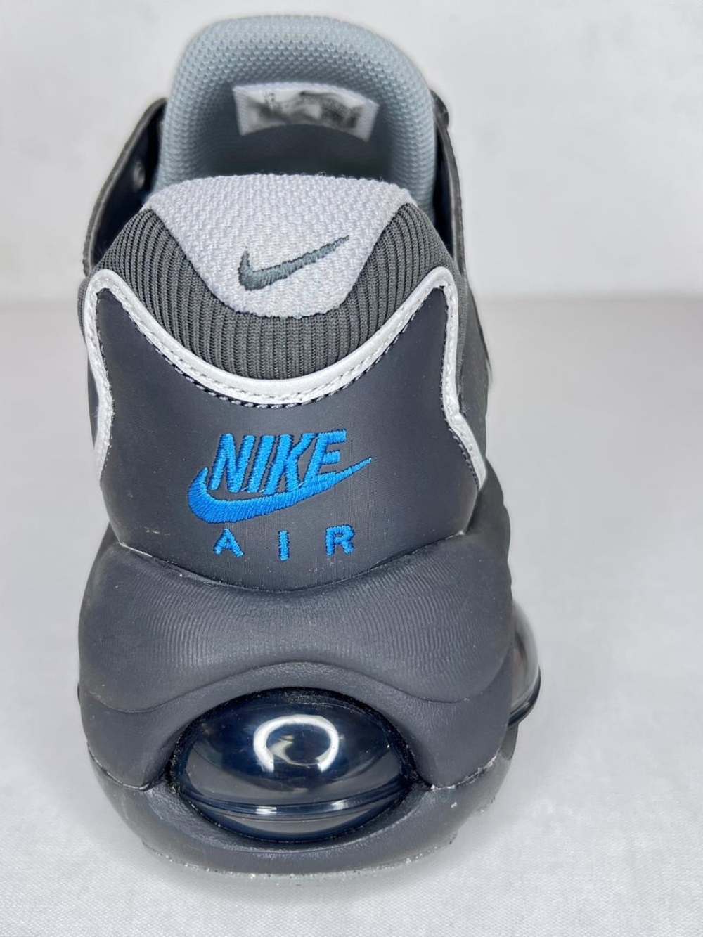 Nike SINGLE RIGHT SHOE ONLY Men’s Gray & Blue Athletic Sneakers - Picture 6 of 7
